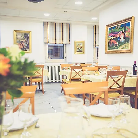 Notre Dame De France 3* 卢德