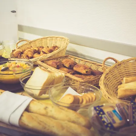 Notre Dame De France 酒店 3*