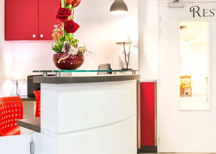 Hotell Notre Dame De France