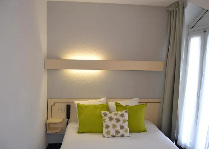 Notre Dame De France 3* ルルド